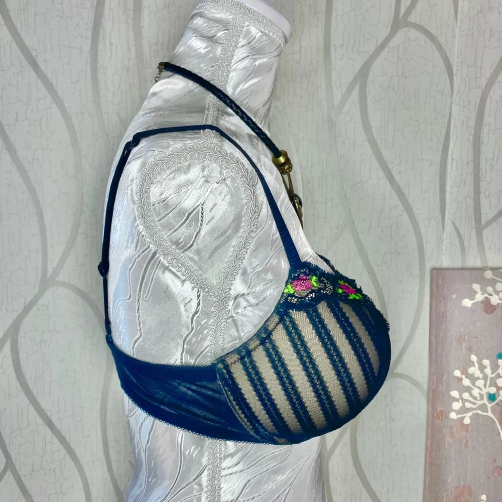 🌷 La Senza 🌷 Bombshell Hello Sugar Add 2 Cups Wireless Bra - Picture 7 of 9